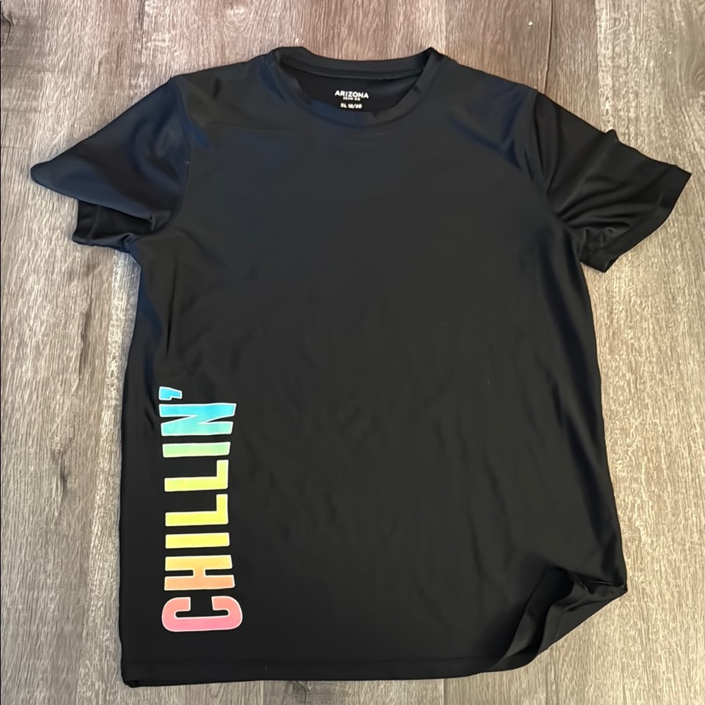 Arizona Jean Company Black 'Chillin' Graphic Short-Sleeve Tee